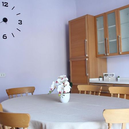 Willa L' Oasi Del Cervo - Casa Con Giardino E Posto Auto, Uscita Autostrada A11 Florencja Zewnętrze zdjęcie