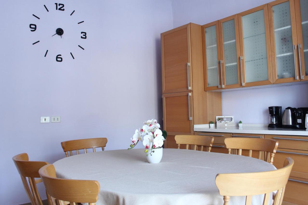 Willa L' Oasi Del Cervo - Casa Con Giardino E Posto Auto, Uscita Autostrada A11 Florencja Zewnętrze zdjęcie